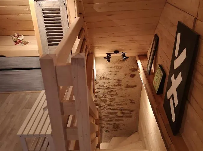 La De Chemmaly Flavin